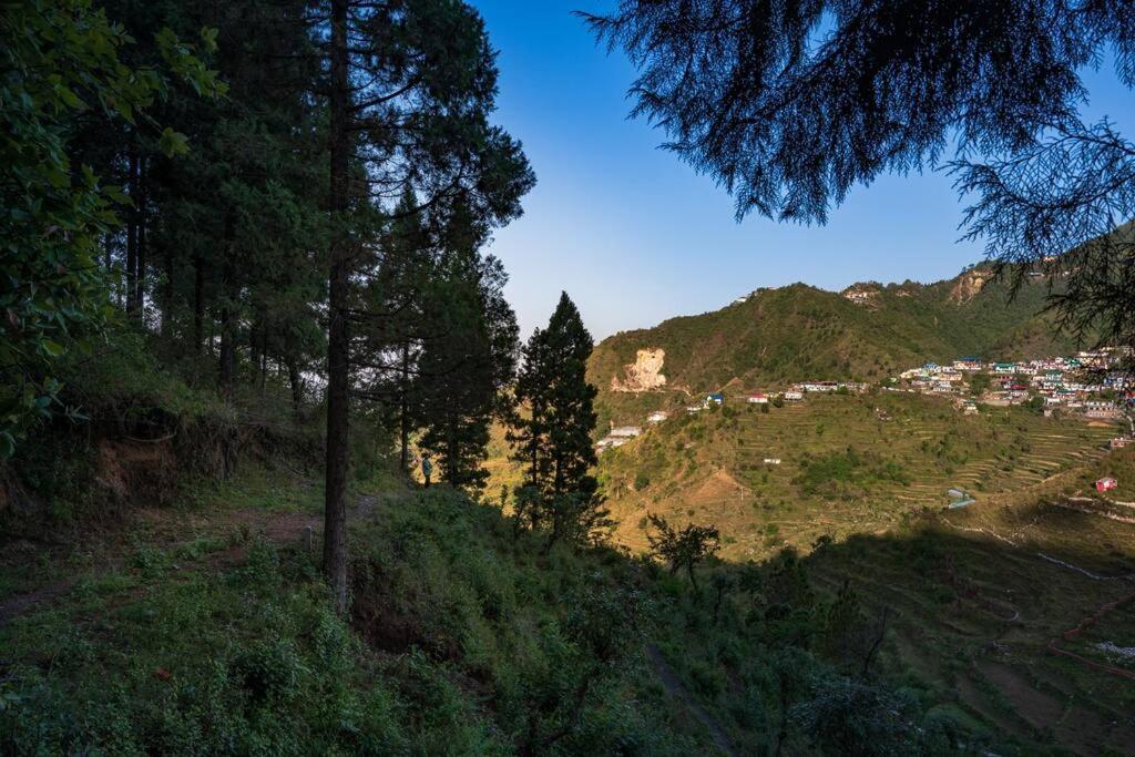 The Hill Story, Entire Chalet, Offbeat,Cozy Mussoorie Exterior photo